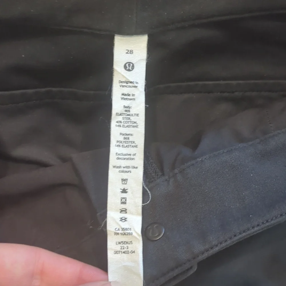 Lululemon City Sleek 5 Pocket Wide-Leg High-Rise Pant Black - Picture 7 of 10